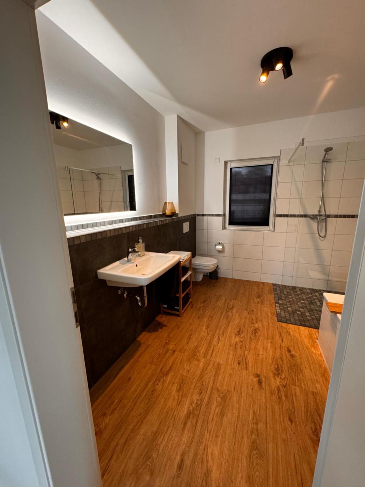 Traumhafter Ausblick, Modern Mit Komfort Und Stil Hardert Екстериор снимка